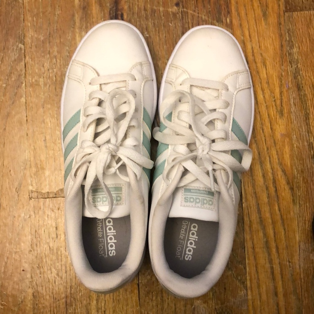 Adidas Women Cloudfoam